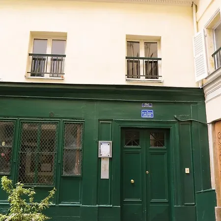 Faubourg Republique * パリ